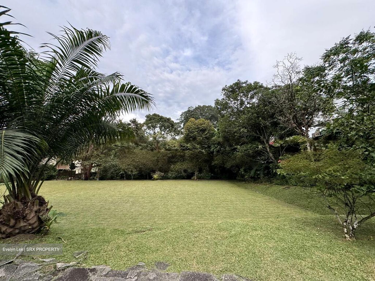 Lornie Road (D11), Semi-Detached #458170201